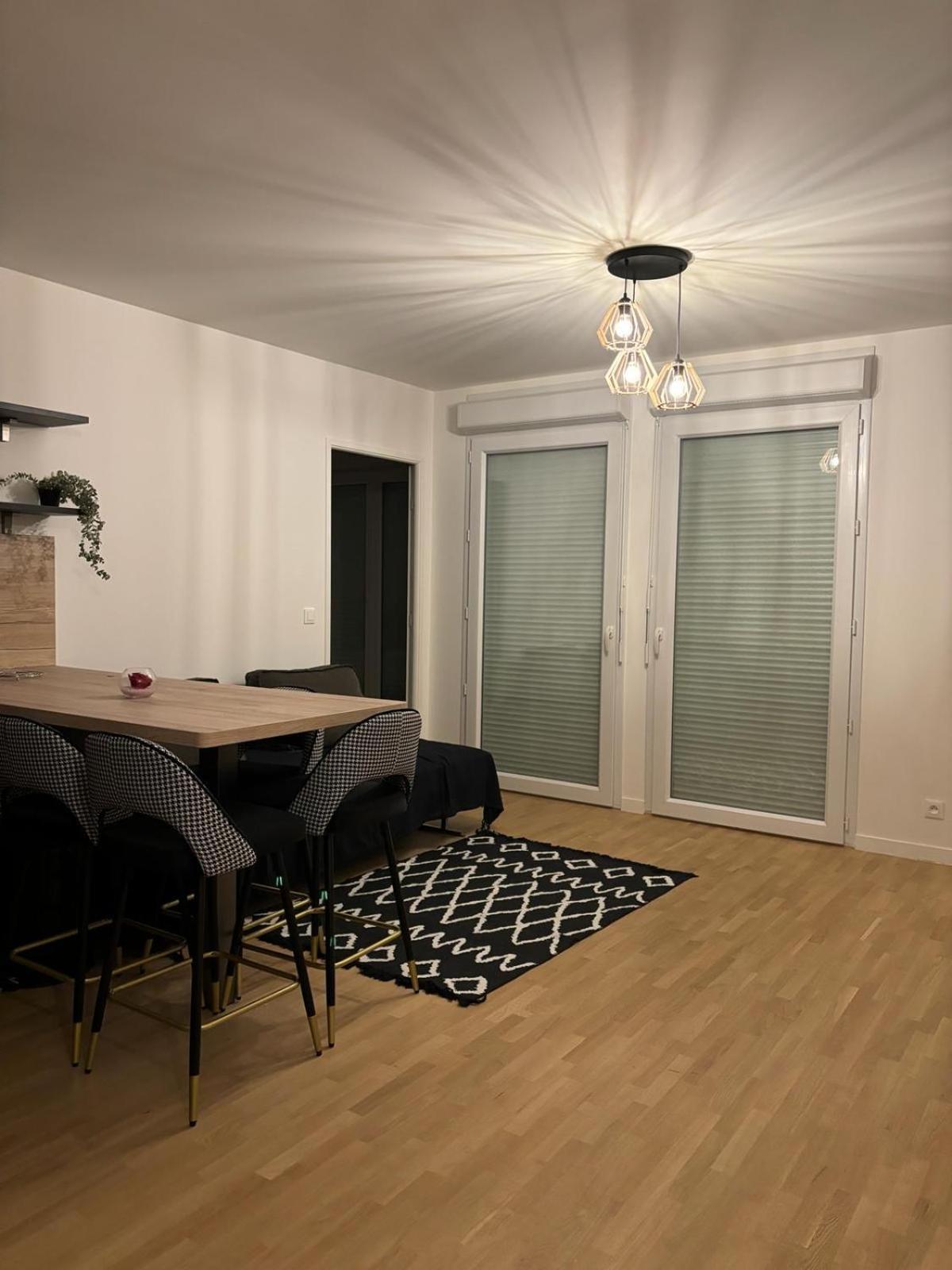 Apartment 2 Pieces Standing Entre Disneyland Et Paris